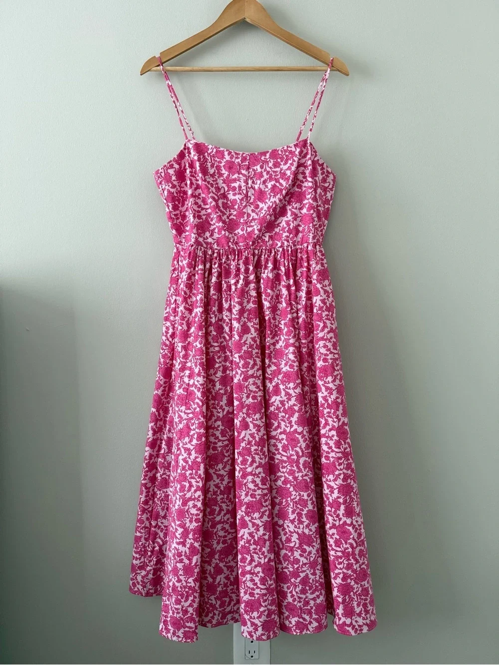 NWT - J. Crew - A-line Cotton Poplin Midi Dress in Rosebud Floral Cupcakes Blush